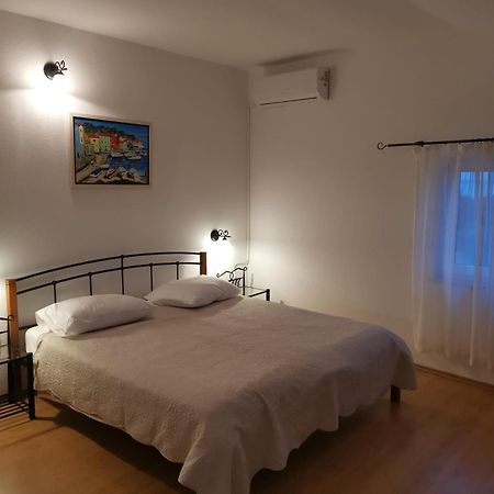 Apartman Kornu Veli Lošinj Exterior foto